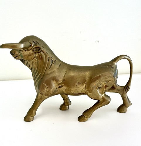 Vintage Solid Brass Bull Statue MCM Charging Bull very heavy 17cm Long - Picture 5 of 7