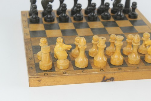 Sowjetisches Vintage Tischschach Schach UdSSR Intellektuelles Spiel 100% Original - Bild 5 von 10