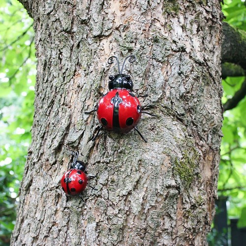Metal Ladybug Decoration Figure Garden Decoration Bug 16x13.5cm - Picture 6 of 6