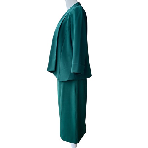 Traje Falda y Chaqueta de Dos Piezas Verde Black Label By Evan-Picone - Imagen 2 de 3