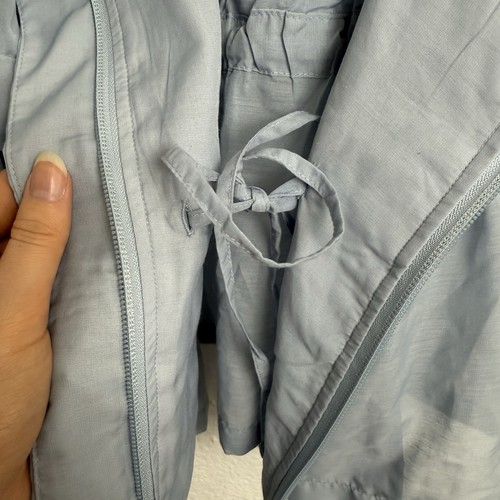 Chaqueta cortavientos A New Day talla XXL azul claro capucha semi transparente bolsillos con cremallera - Imagen 6 de 10