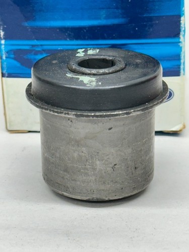 NOS Ford E3TZ-3B177-A Axle Pivot Bushing – 1980–86 F-Series 4x2 Forged Axle - Picture 2 of 5