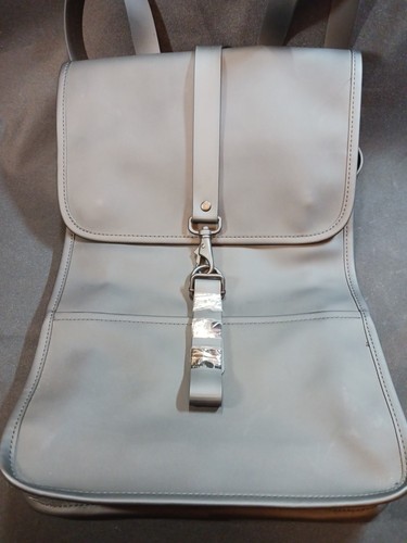 Mochila negra impermeable Rains NUEVA - Imagen 4 de 7