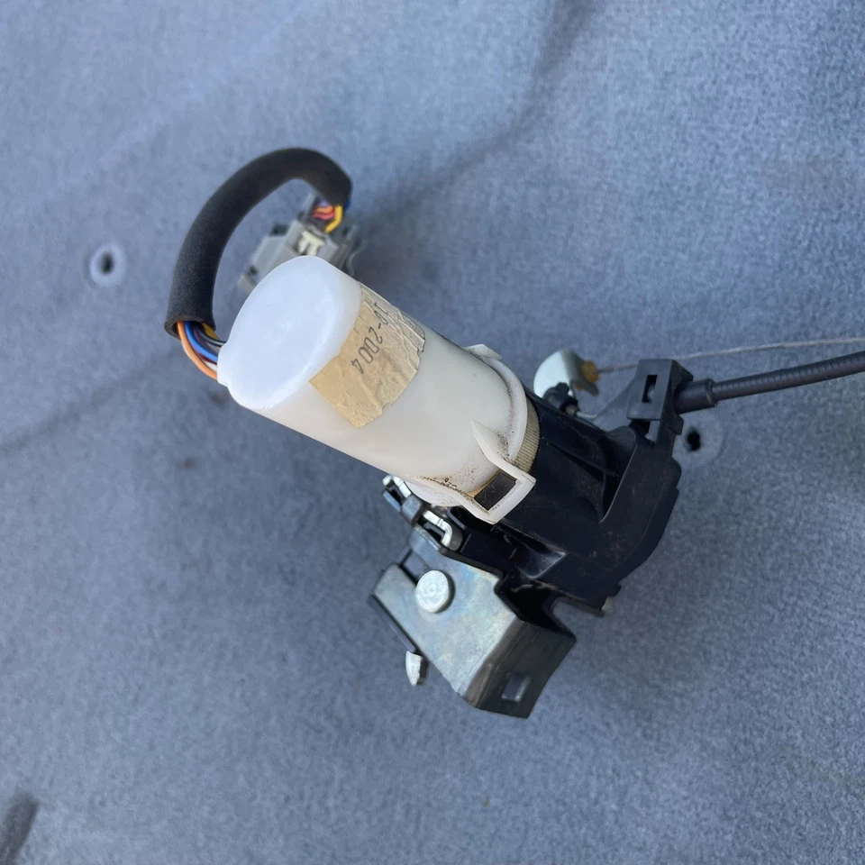 Actuador de bloqueo de maletero Jaguar XJ8 XJR 2004 2005 2006 2007 VANDEN PLAS Foto 2 de 4