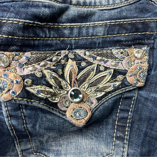 Pantalones de mezclilla ajustados al tobillo Miss Me Signature diamantes de imitación bordados con solapa bolsillos talla 30 - Imagen 3 de 7