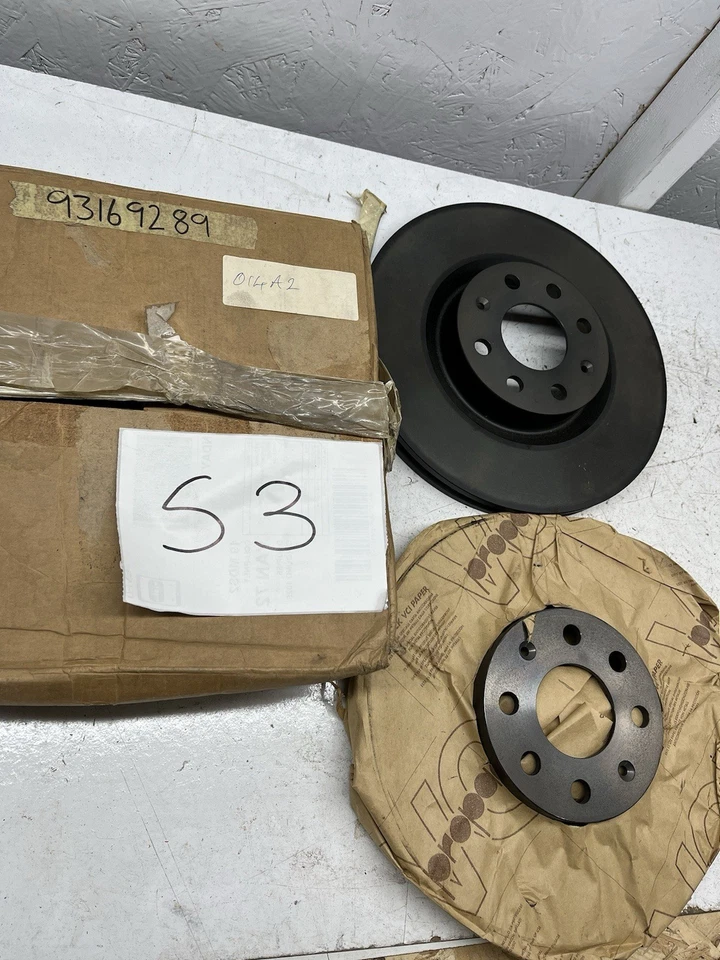 Automega Front Brake Disc Set Fits VAUXHALL CORSA D ADAM 93169289 - Image 2 of 2