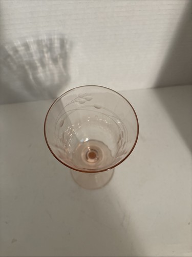 Pink Depression Glass Wine Glass Panel Etched 7" - Picture 3 of 4