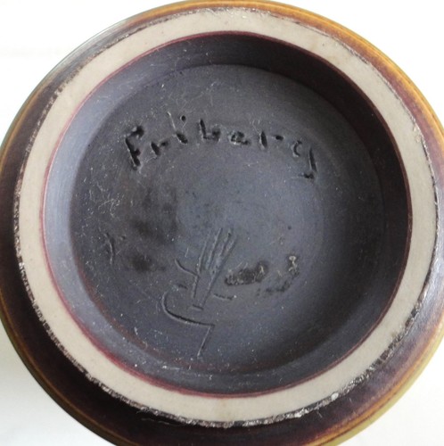 Jarrón de cerámica MCM moderno Berndt Friberg 9" esmalte de piel de liebre Gustavsberg Suecia 1957 - Imagen 9 de 18