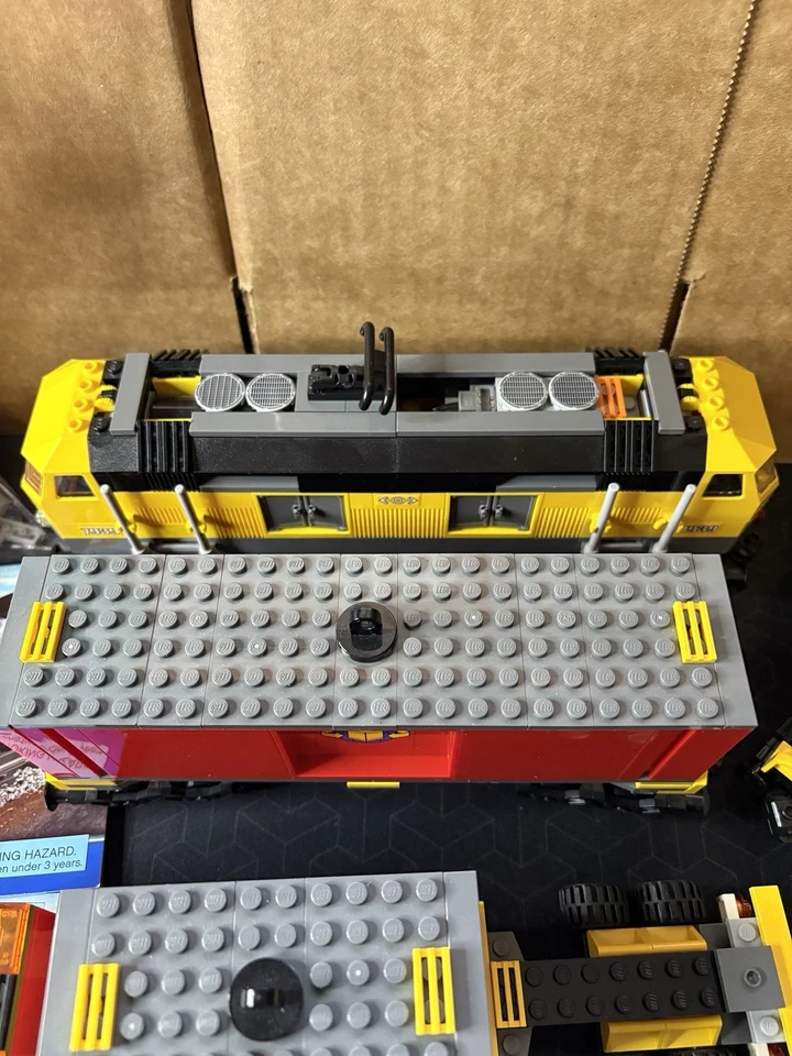LEGO 7939 City: Tren de Carga Tren 100% Completo con Minifiguras y Manuales SIN VÍAS Foto 3 de 4