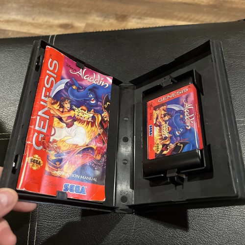 Disney's Aladdin Sega Genesis Original Authentic Complete CIB 1993 - Picture 3 of 3
