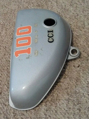 Suzuki TS100 right side cover, original decal. VMX Cafe Racer. - Picture 4 of 9