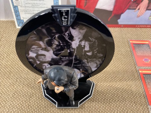 Elvis Presley Rare 68 Comeback Special Bradford Exchange Plate & Figur Extras - Bild 4 von 24