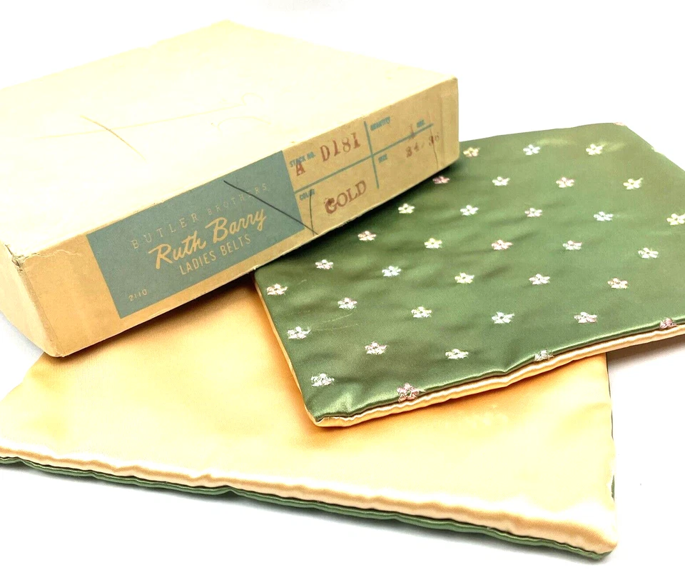 Caja de lencería vintage Ruth Barry liguero mayordomo hermanos satinado calcetería bolso Foto 2 de 4