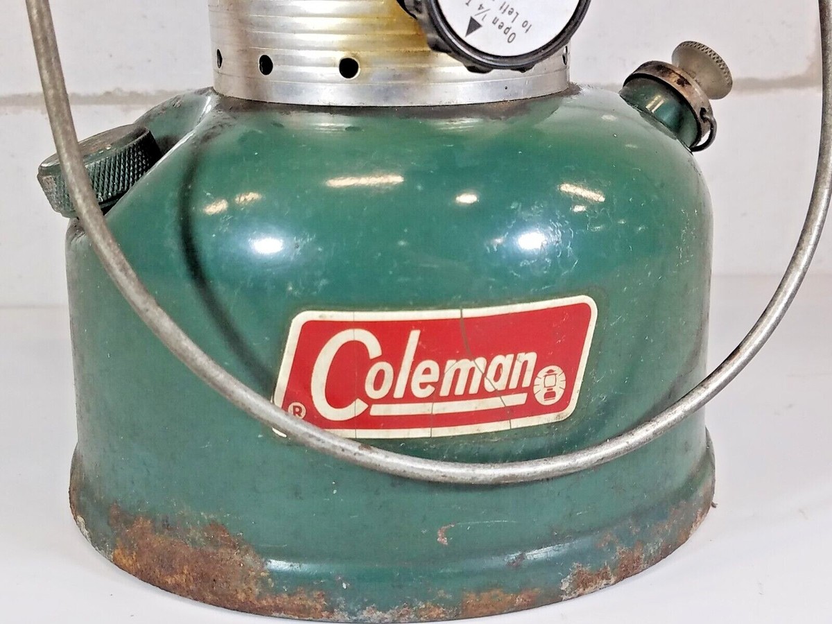 Coleman - コールマン ランタン　220f 1971年8月　NOS レア Coleman - コールマン ランタン 220f 1971年8月 NOS レア