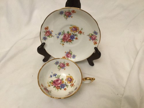 Woodlands Genuine Fine English Bone China Teacup & Saucer Set - Picture 2 of 5