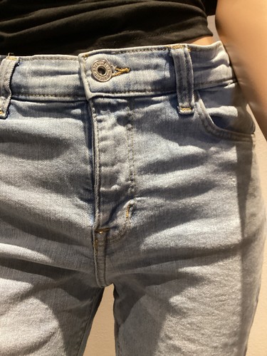 Schöne kurze Hose von H&M in Gr. 38 - Bild 2 von 4