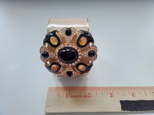 J.CREW WIDE HEAVY ENAMEL RHINESTONE FLOWER CUFF BRACELET BLACK AND CREAM - Picture 15 of 15