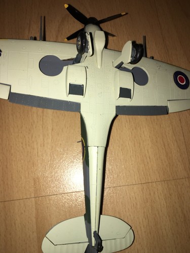 Modellflugzeug Spitfire Metall - Bild 6 von 8
