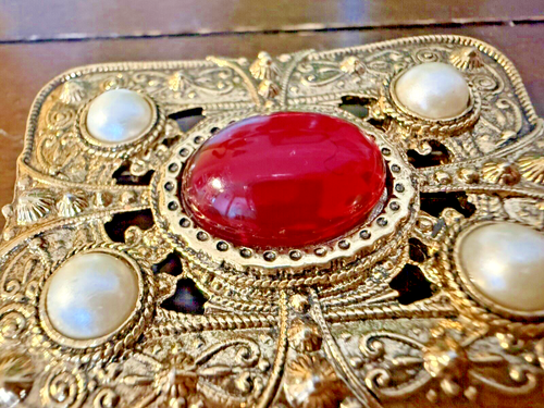 Vintage 1930s Gold Tone Faux Pearl & Faux Ruby Art Deco Style Brooch Jewelry - Picture 5 of 12