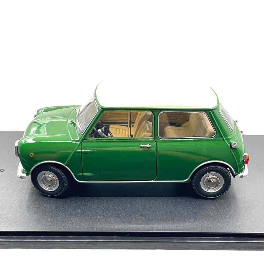 Modellino Auto Mitica 1/18 Mini Cooper MK1 1966 Green - Immagine 3 di 4