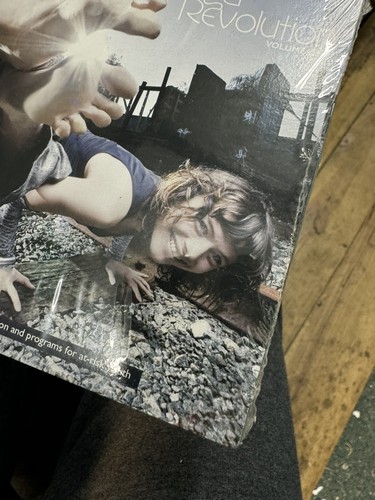 Yoga Revolution - Picture 6 of 7