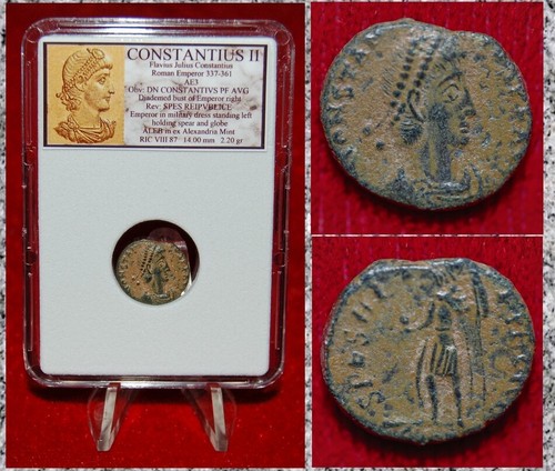 Antigua moneda Imperio Romano Emperador Constancio II en vestido militar sosteniendo globo - Imagen 1 de 4