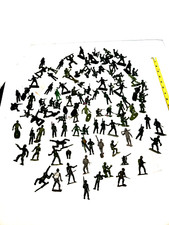 100 VINTAGE PLASTIC ARMY MEN 60's 70's MARX MPC OTHER BRANDS TOY SOLDIERS LOT D