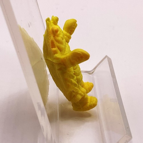 Ultraman Kaiju Zanika Mini Figura Borrador Toho Hecho en Japón Retro Japón Limitado - Imagen 6 de 8