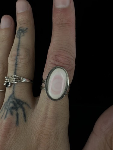 Vintage Sterling Silver Long Oval Pink Queen Conch Shell Solitaire Ring Sz 7.75 - Picture 10 of 10