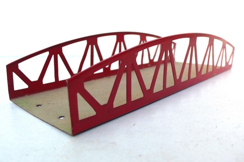 TRAIN "HO" PONT PASSERELLE TÔLE BON ÉTAT Lg 18cm X L 6,5 cm - Imagen 3 de 4