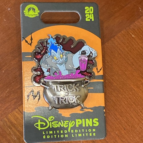 2024 Disney Not So Scary Halloween HADES Trick or Treat Pin LE 4000 - Bild 3 von 4