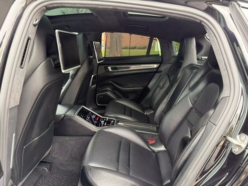 2018 Porsche Panamera Turbo S E-Hybrid Sedan 4D - Picture 31 of 40