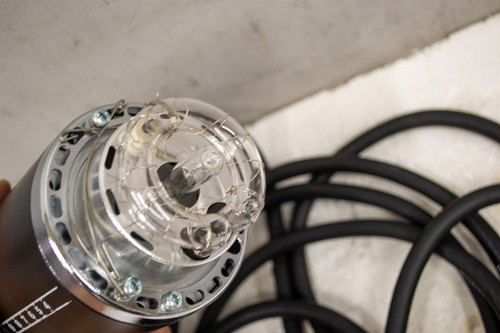 Profoto Acute 2 D4 Flash Head(free ship)(S28) - Picture 2 of 3