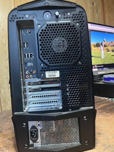 RARE Alienware Aurora R4 Gaming Computer i7-3820 24GB 128GB SSD NVIDIA GTX 660 - Picture 5 of 10