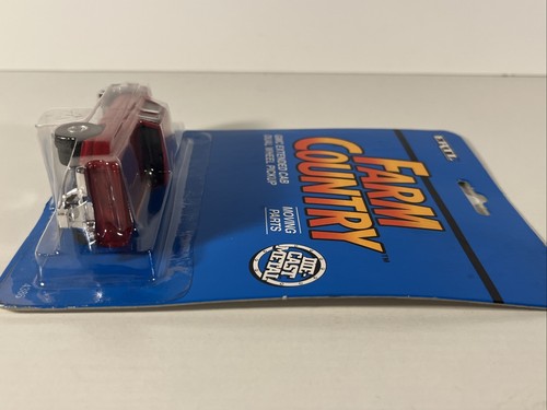 GMC Red Extended Cab Dual Wheel Dually Pickup NIP Ertl 1994 FARM COUNTRY 1:64 - Picture 5 of 8