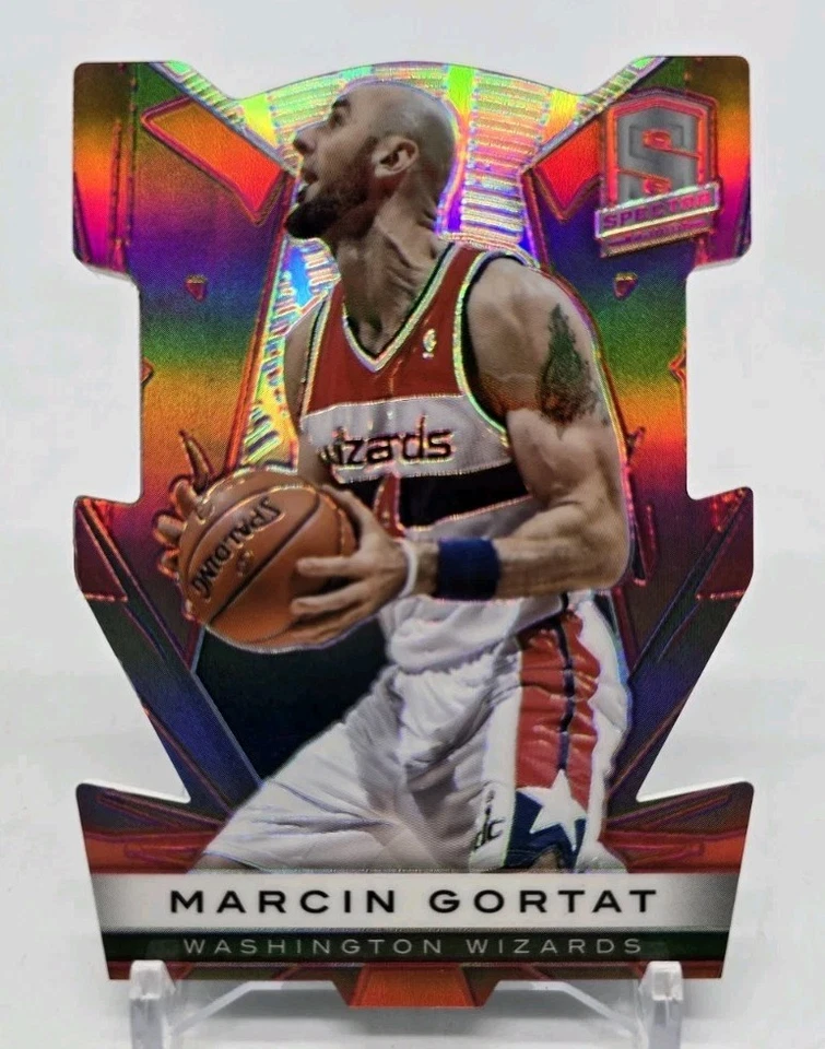 Panini Spectra Marcin Gortat 2013-14 variación de imagen roja/25 Washington Wizards Foto 2 de 4
