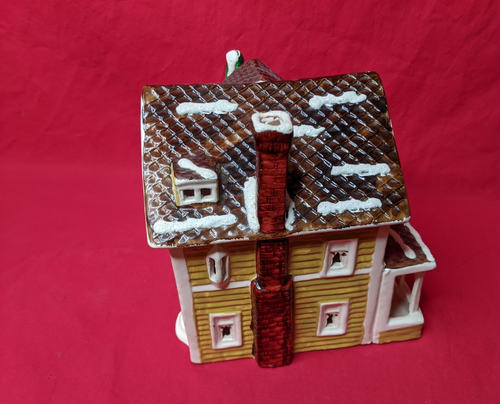 Christmas Village House With Large Christmas Tree - Picture 4 of 5