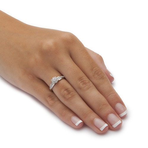 Anillo de compromiso redondo con halo de diamantes de 1/4 TCW en oro blanco de 10 k - Imagen 3 de 4