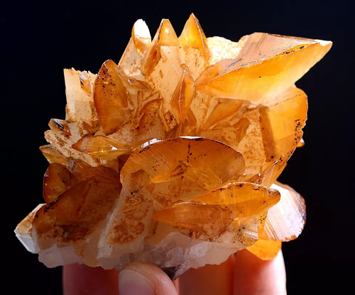 199g  New Varieties Natural Fluorescent Yellow Calcite Mineral Specimen/Hunan - Picture 1 of 9