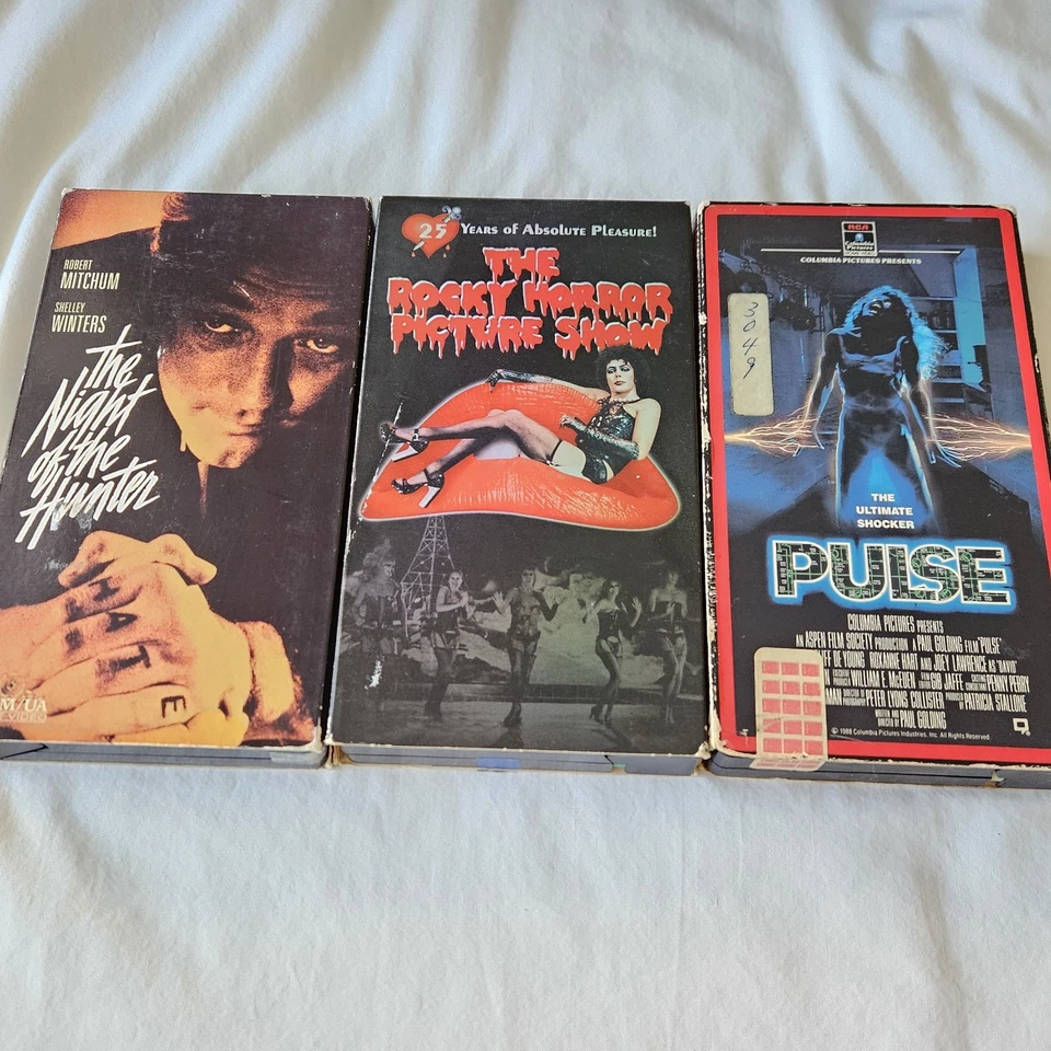VHS Horror LOT 10 Tapes Haunted Frim Hell Pulse Death Rocky Faces Army Darkness - Image 4 of 4