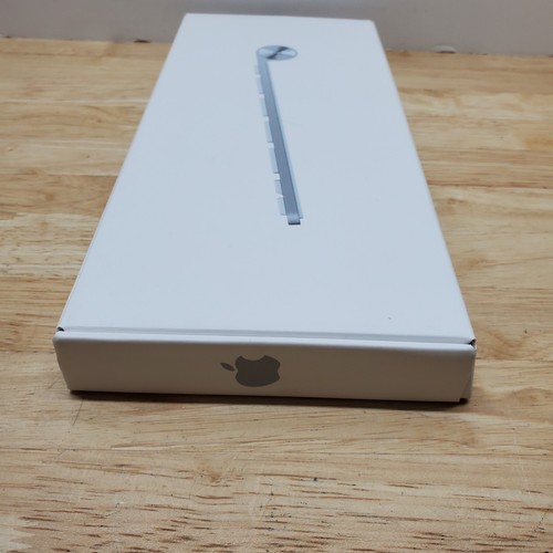 Apple Wireless Keyboard Model In Box A1314 - MC184LL/A Battery Powered  - Bild 2 von 10
