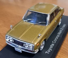 Toyota Corona Mark II 1968 Diecast Model Gold 1/43 Display Case Near Mint