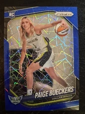 2025 Panini Prizm WNBA Paige Bueckers Variation #147 Rookie RC Blue Velocity SP
