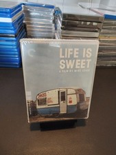 Life Is Sweet (Criterion Collection) (Blu-ray, 1991)