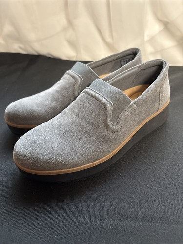 Clarks Collection Women s Zylah Gray Suede Slip On Wedge Loafers Size 6.5M - Picture 2 of 6