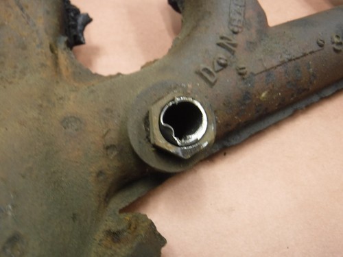 Jeep Cj Wagoneer J10 80-90 Exhaust Manifold 4.2 6 Cyl Factory Free Ship - Picture 10 of 17