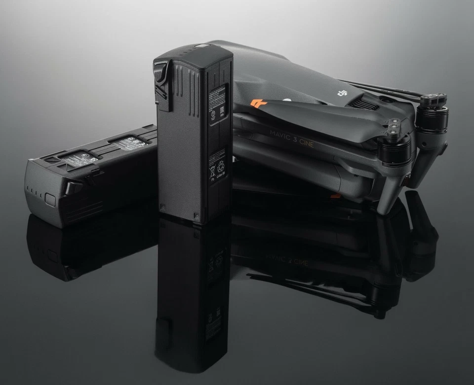 DJI Mavic 3 Intelligent Flight Battery for Mavic 3 Drone Quadcopter (Open Box) - Image 2 of 4