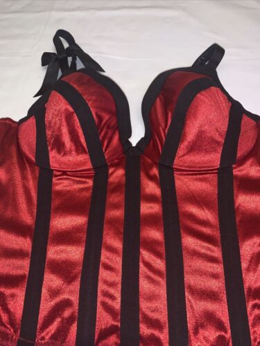 LANE BRYANT CACIQUE SATIN BUSTIER CORSET Red And Black W/Bow. SZ 14/16 NWT - Picture 2 of 10