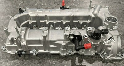 OEM VAUXHALL ASTRA MOKKA INSIGNIA CAM / ROCKER HEAD COVER WITH 