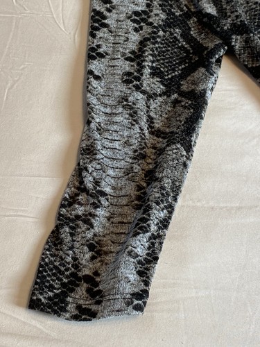 Michael Kors Size L Off the Shoulders Snake Print Gray Black Women’s Dress Zip - Picture 4 of 9